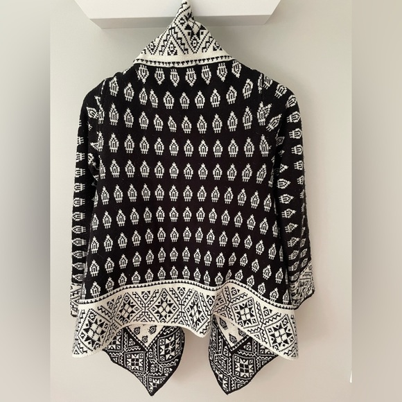 Jacquard Sweater Jacket - Picture 2 of 3